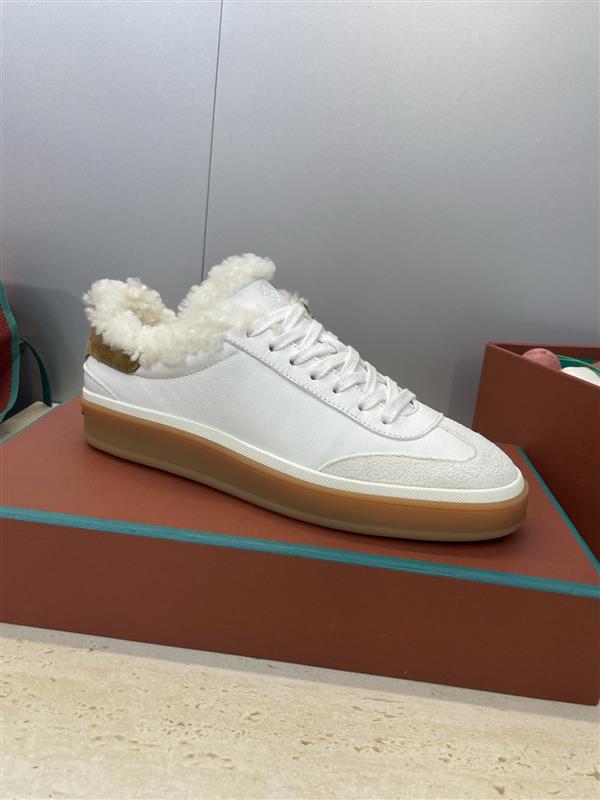 20251128153656677 340